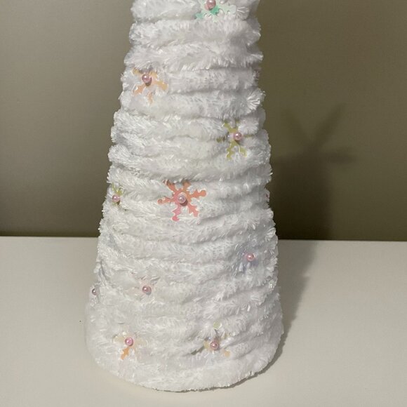 Set of 3 Handmade White Christmas Trees-Starfish Christmas Trees - Picture 9 of 11